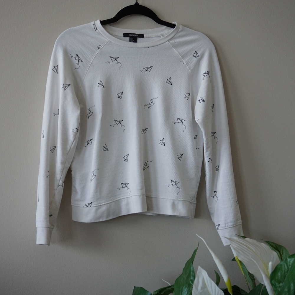 Forever 21 White Paper Airplane Crew Neck Sweater